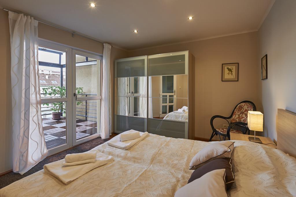 Budapest Harmony Apartments ภายนอก รูปภาพ